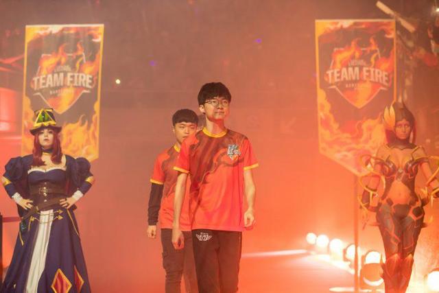 巴萨以4胜 巴萨以4胜