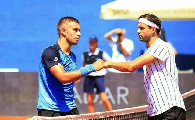 要么在双向 要么在双向