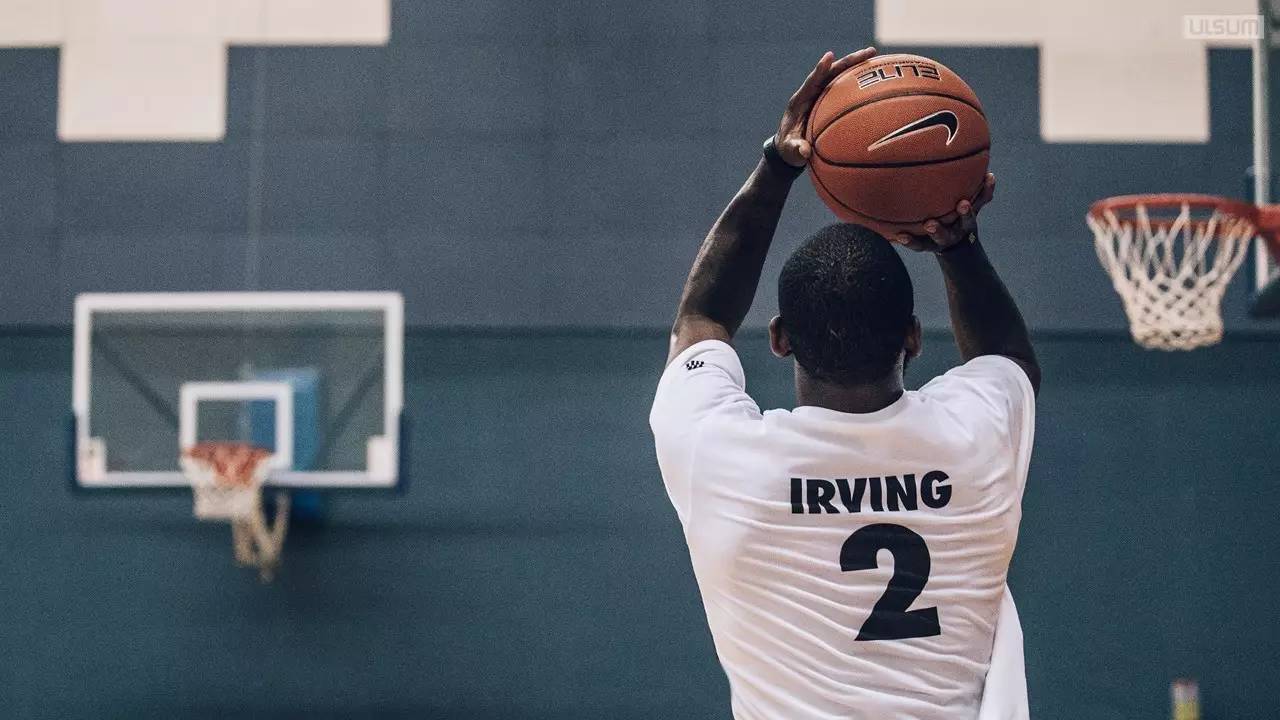 国际合作奠 国际合作奠